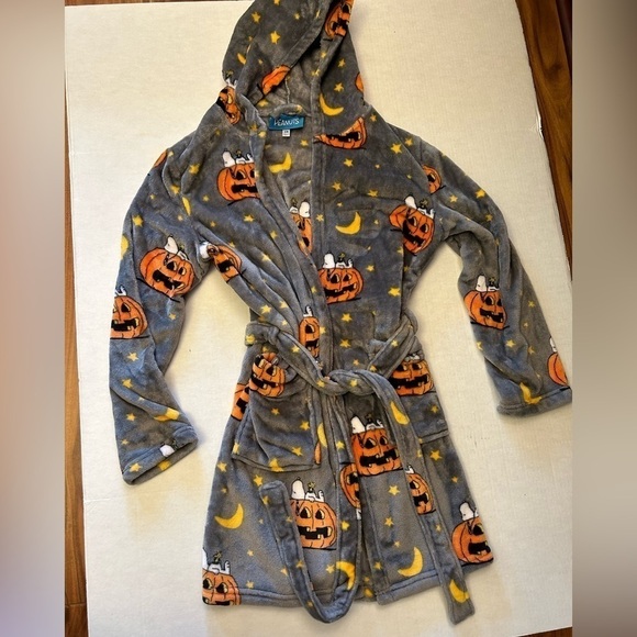 Peanuts plush snoopy grey robe by Berkshire Sz-S/M. R3 - Picture 4 of 11